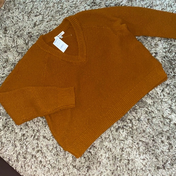 MADEWELL SHORTIE BOX V NECK SWEATER S in CAMEL - Picture 2 of 9